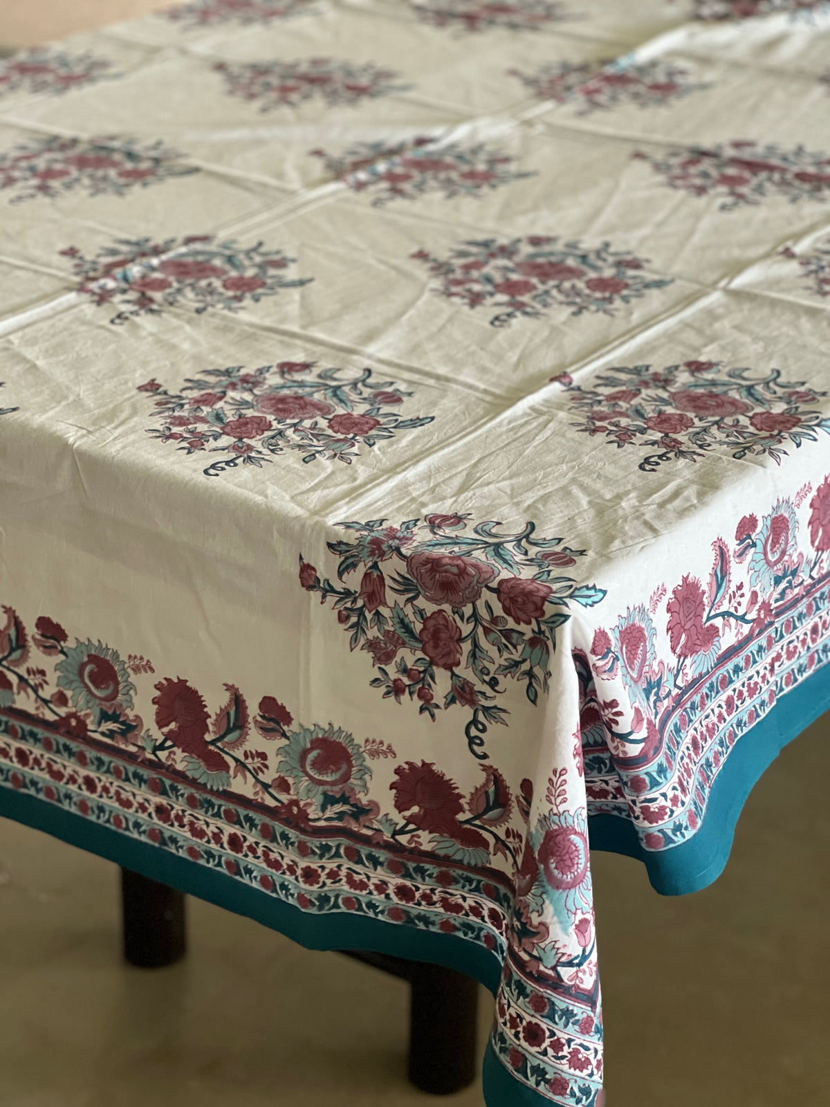 Mantel Kesar · 6 plazas