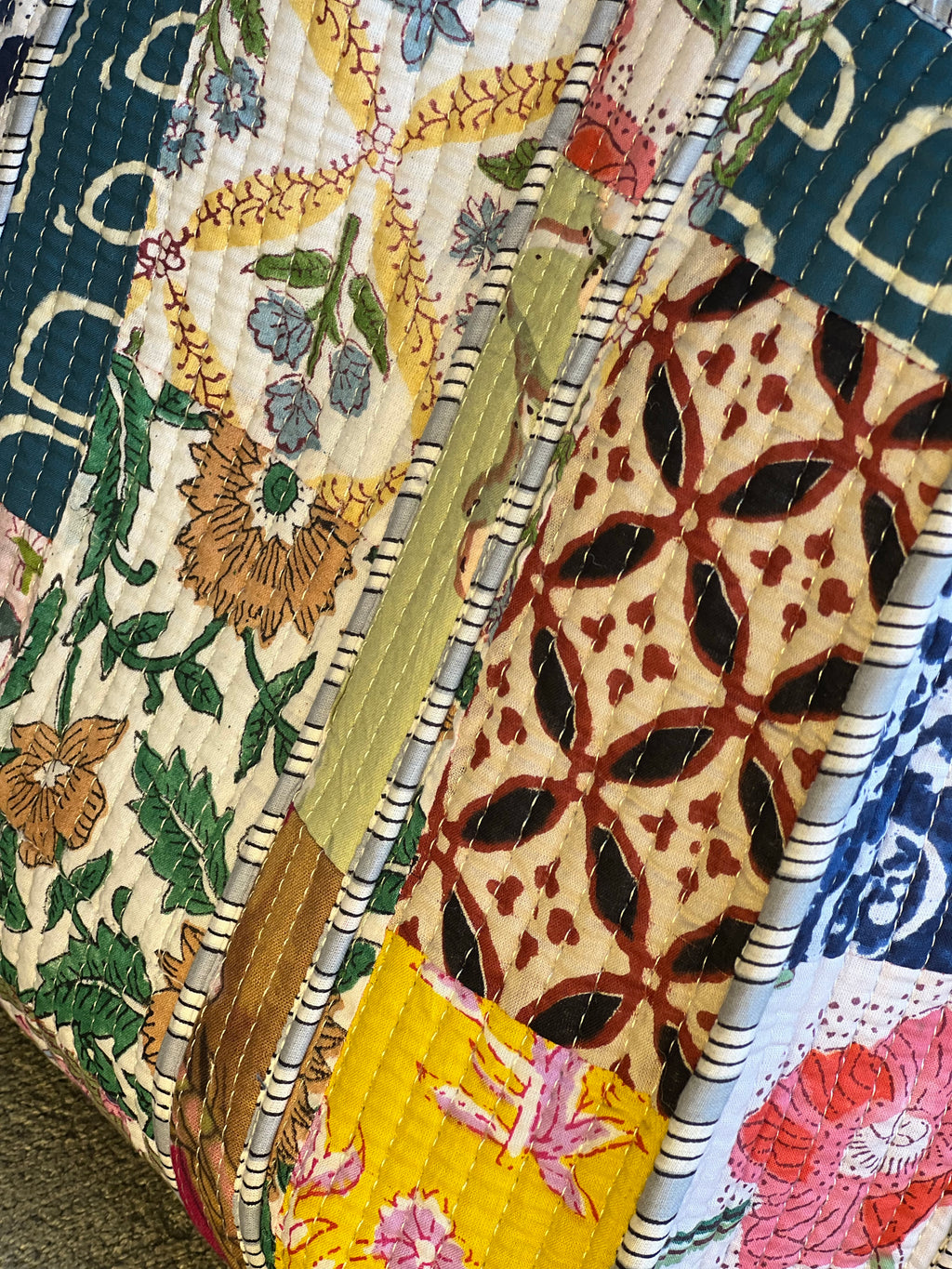 Bolso patchwork Anjuna